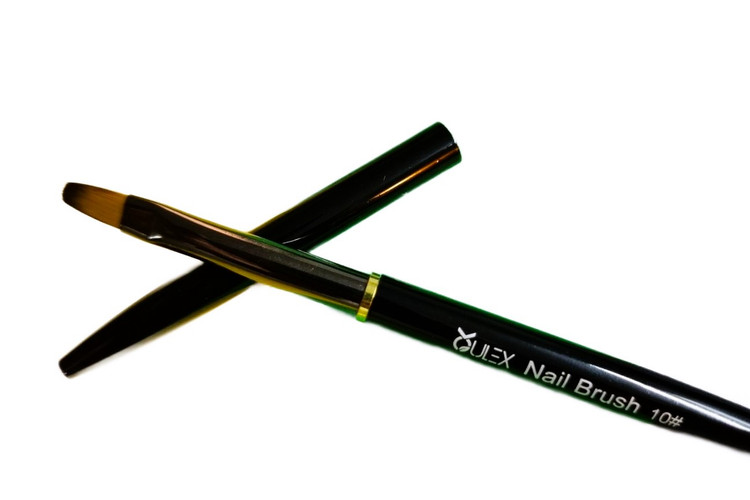 قلم زبان گربه ای کاشت ناخن ژل